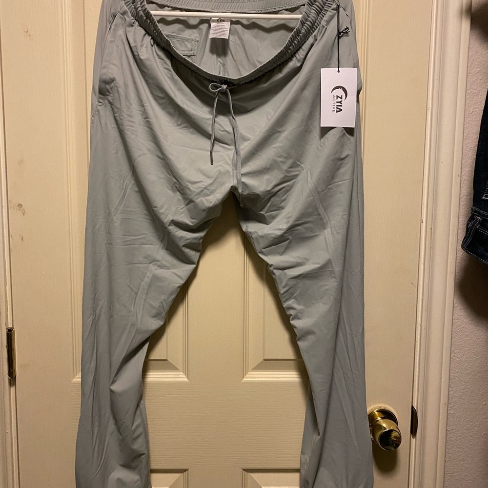 Zyia Grey Every where Zipper Jogger NWT sz XL